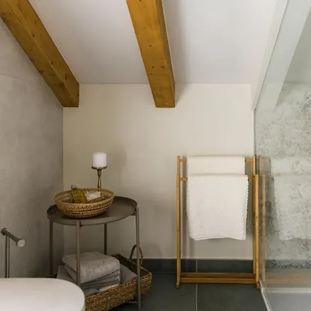 Mara - Casa Rustica * Zrnovo