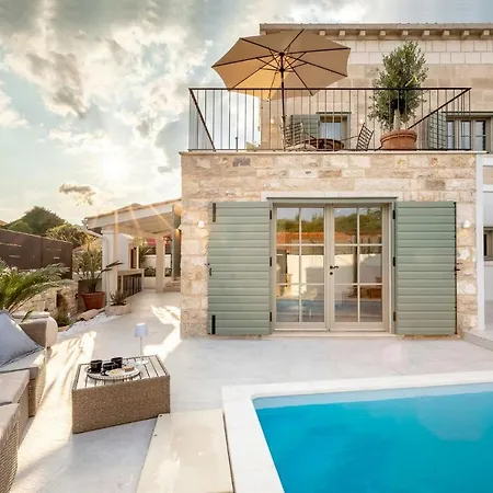 Villa Mara - Casa Rustica Zrnovo