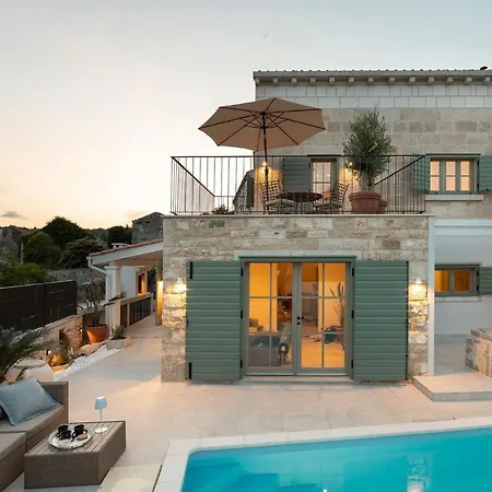 Mara - Casa Rustica Villa *