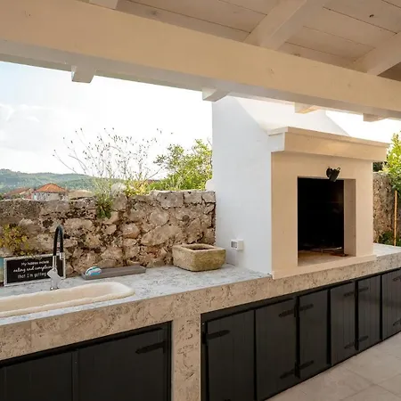 Mara - Casa Rustica Villa