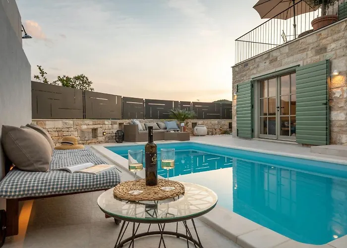 Villa Mara - Casa Rustica *