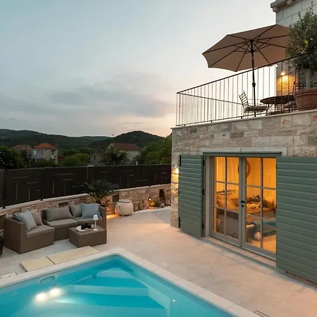 Mara - Casa Rustica Villa *